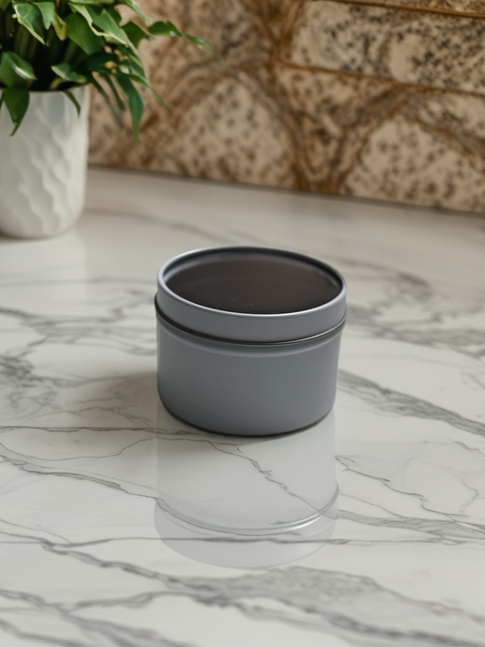 White travel tin with clear lid